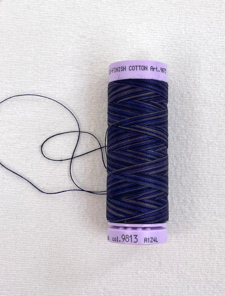 Dark Navy Variegated Mettler Thread 9813 a 100m